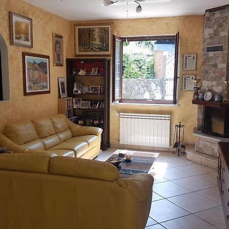 B&B La Taverna Degli Angeli Vezzi Portio Ngoại thất bức ảnh
