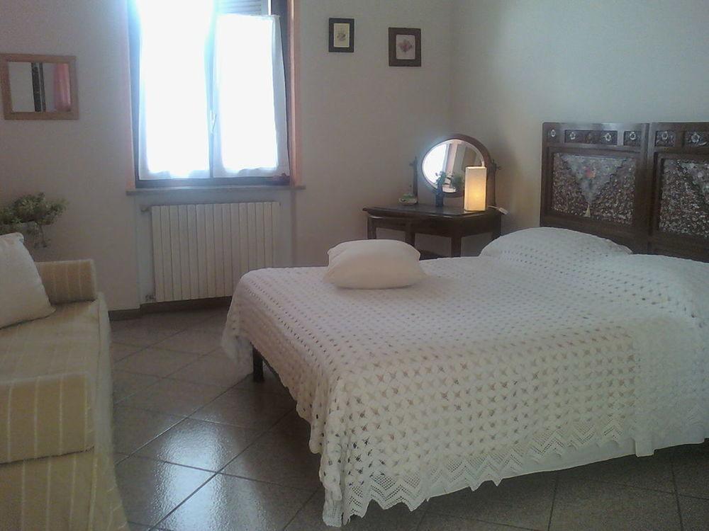 B&B La Taverna Degli Angeli Vezzi Portio Ngoại thất bức ảnh