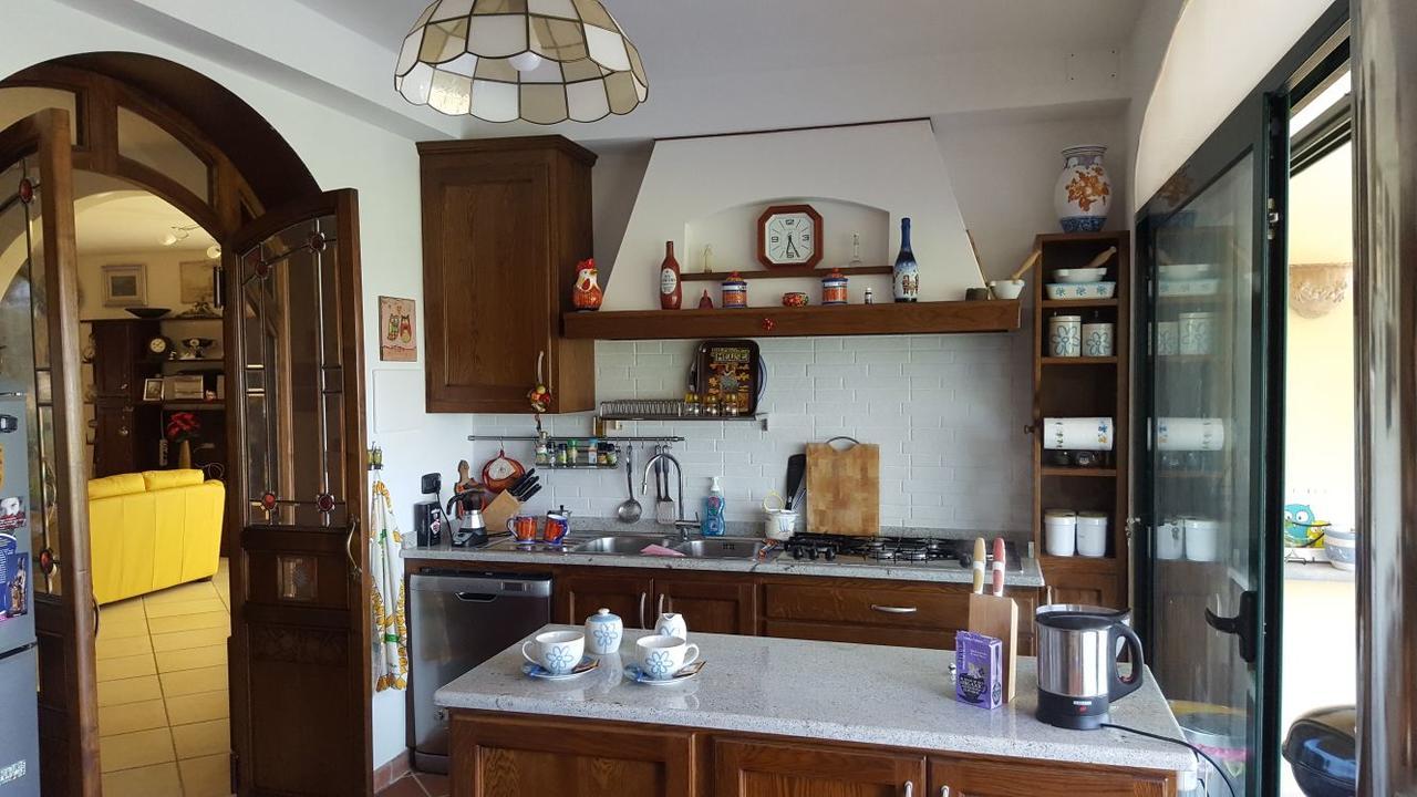 B&B La Taverna Degli Angeli Vezzi Portio Ngoại thất bức ảnh