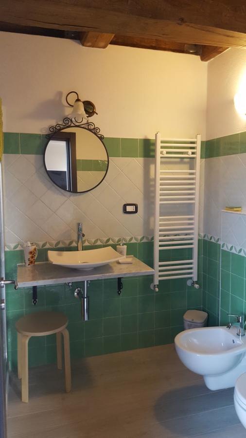 B&B La Taverna Degli Angeli Vezzi Portio Ngoại thất bức ảnh